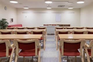 Meeting Room Kokoustila Classroom Style