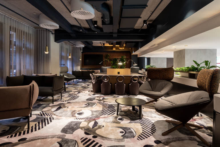 coworking lounge at scandic helsinki hub