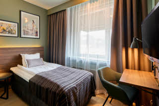 standard room at scandic rubinen in gothenburg sweden