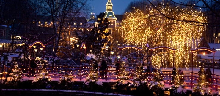 Christmas candles at Tivoli | Photo: VisitDenmark