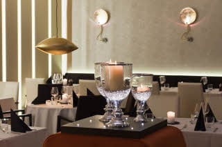 Julia, Restaurant, Julienne