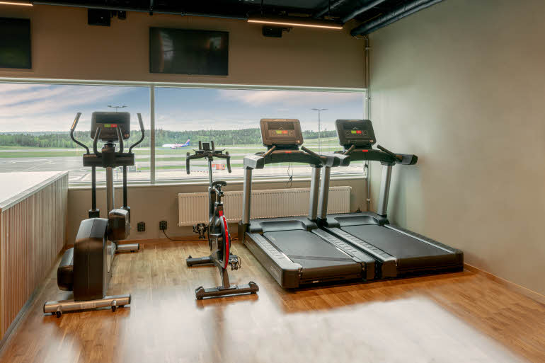 gym at scandic landvetter in gothenburg