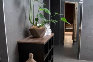 relax dressing room at scandic plaza in boras sweden