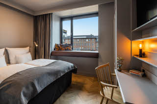 standard king room at scandic norreport