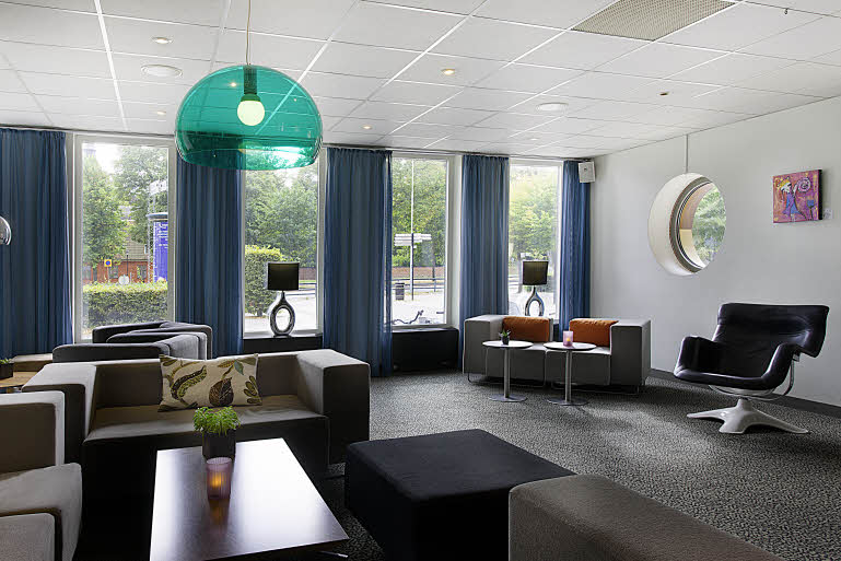 Lobby overview Scandic Hallandia Halmstad