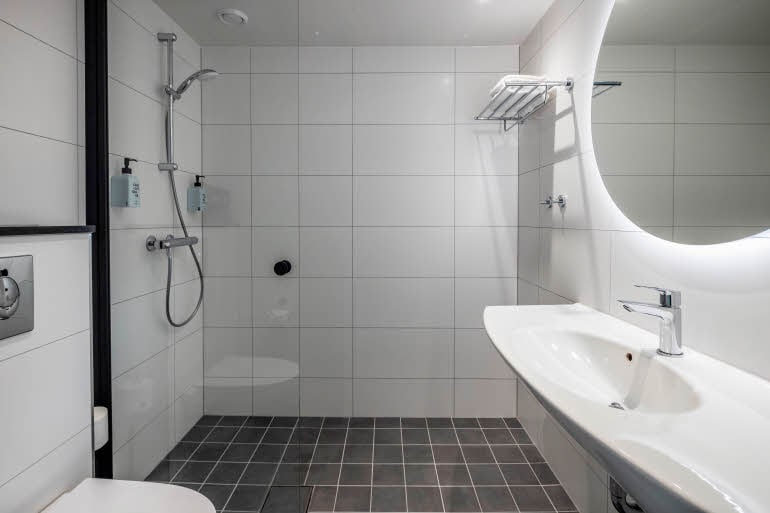bathroom at scandic sluseholmen in copenhagen