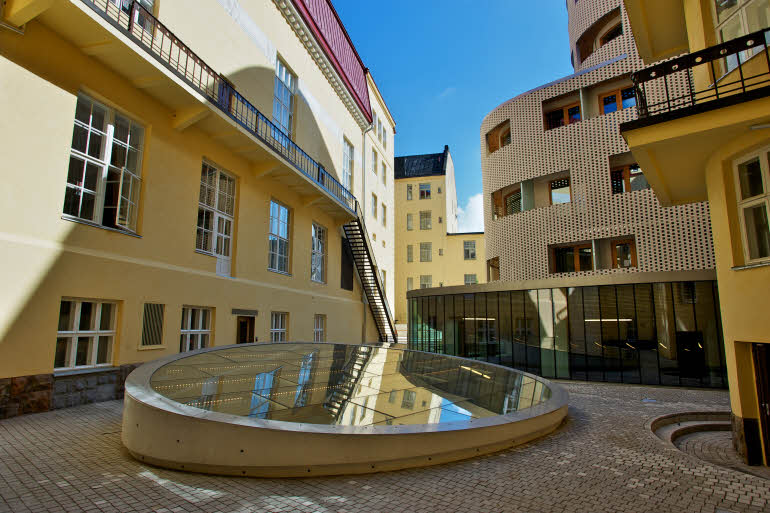 coutryard scandic paasi hotel hakaniemi helsinki finland