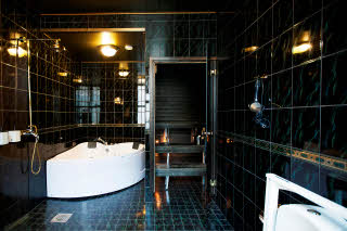Superior Jacuzzi bathroom