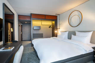 Standard room with courtyard view