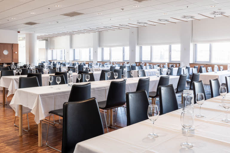 meeting room marinr restaurant at grand marina in helsinki