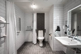 bathroom in superior room at scandic waskia in vaasa