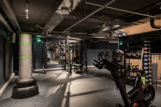 Gym at hotel Scandic Helsinki Hub