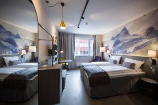 Standard room with street view