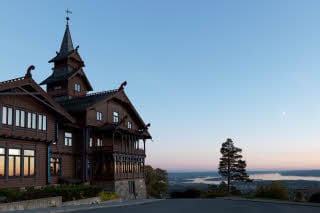 Dragon building, Scandic Holmenkollen Park