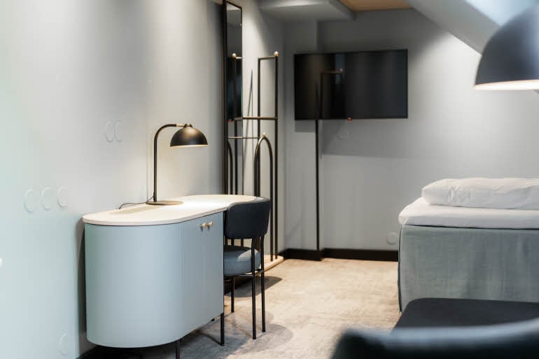 standard single room at scandic oslo city in norway