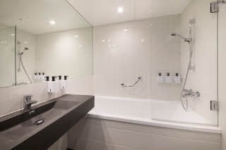 Bathroom Junior Suite