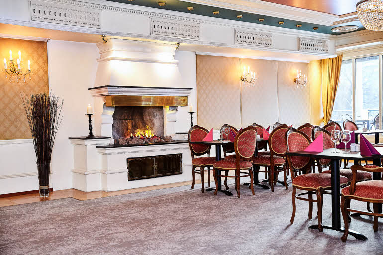 Open fire in restaurant