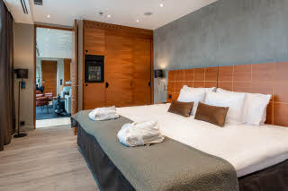 presidential suite scandic simonkenttä hotel kamppi helsinki finland
