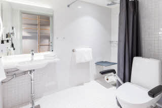 Accessibility bathroom 