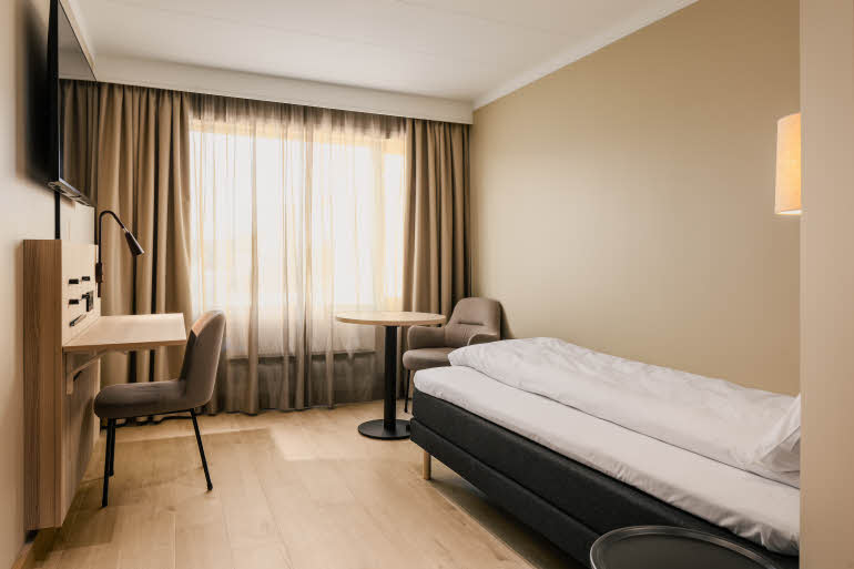Standard single room at Scandic Gardermoen