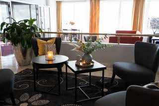 lobby at scandic kristiansund
