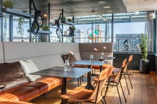 Rooftop bar indoors Scandic Simonkenttä in Helsinki