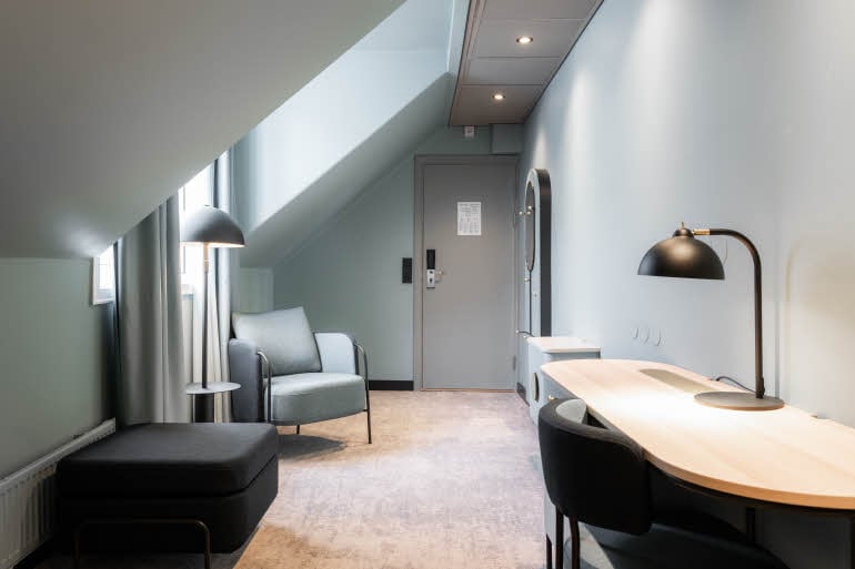 standard single room at scandic oslo city in norway