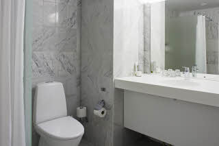 Scandic Regina, Standard room bathroom