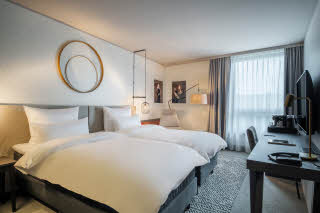 Standard room with courtyard view