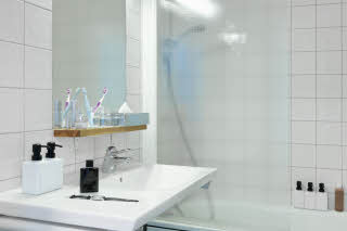 King Superior - Bathroom