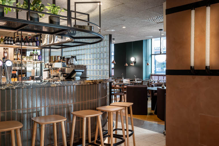 restaurant bar desk at scandic helsinki hub il centro