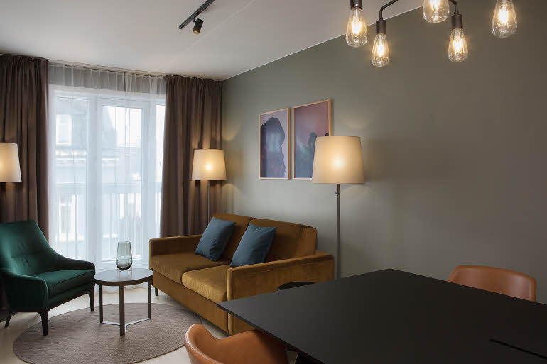 Business suite 
