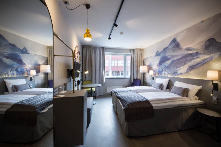 Standard room with street view