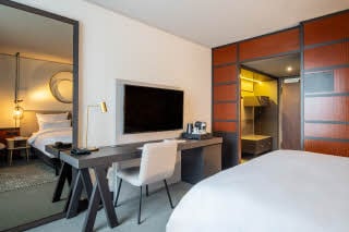 Standard room with courtyard view 