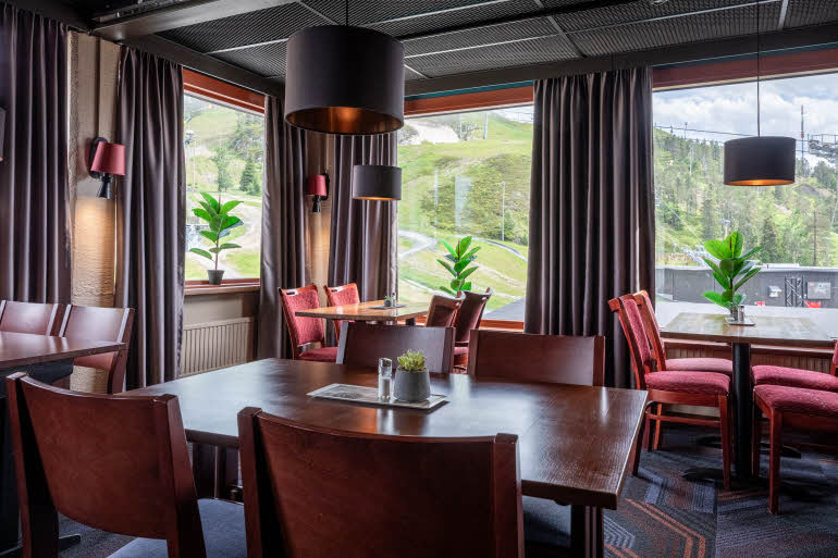 restaurant rukahovi at scandic rukahovi in rukatunturi finland