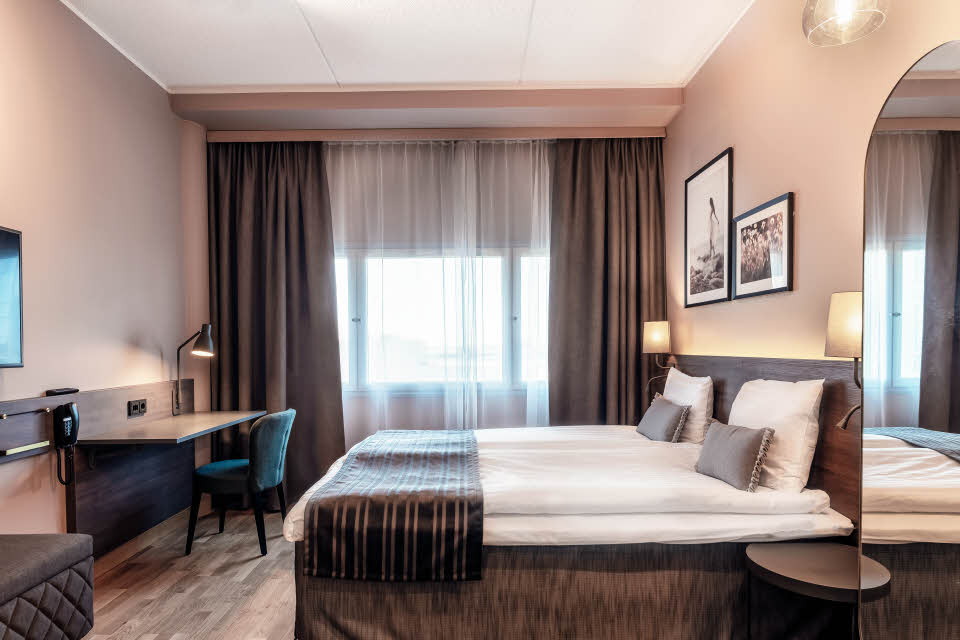 Bus From Helsinki Airport To Scandic Park Hotel www.scandichotels.fi