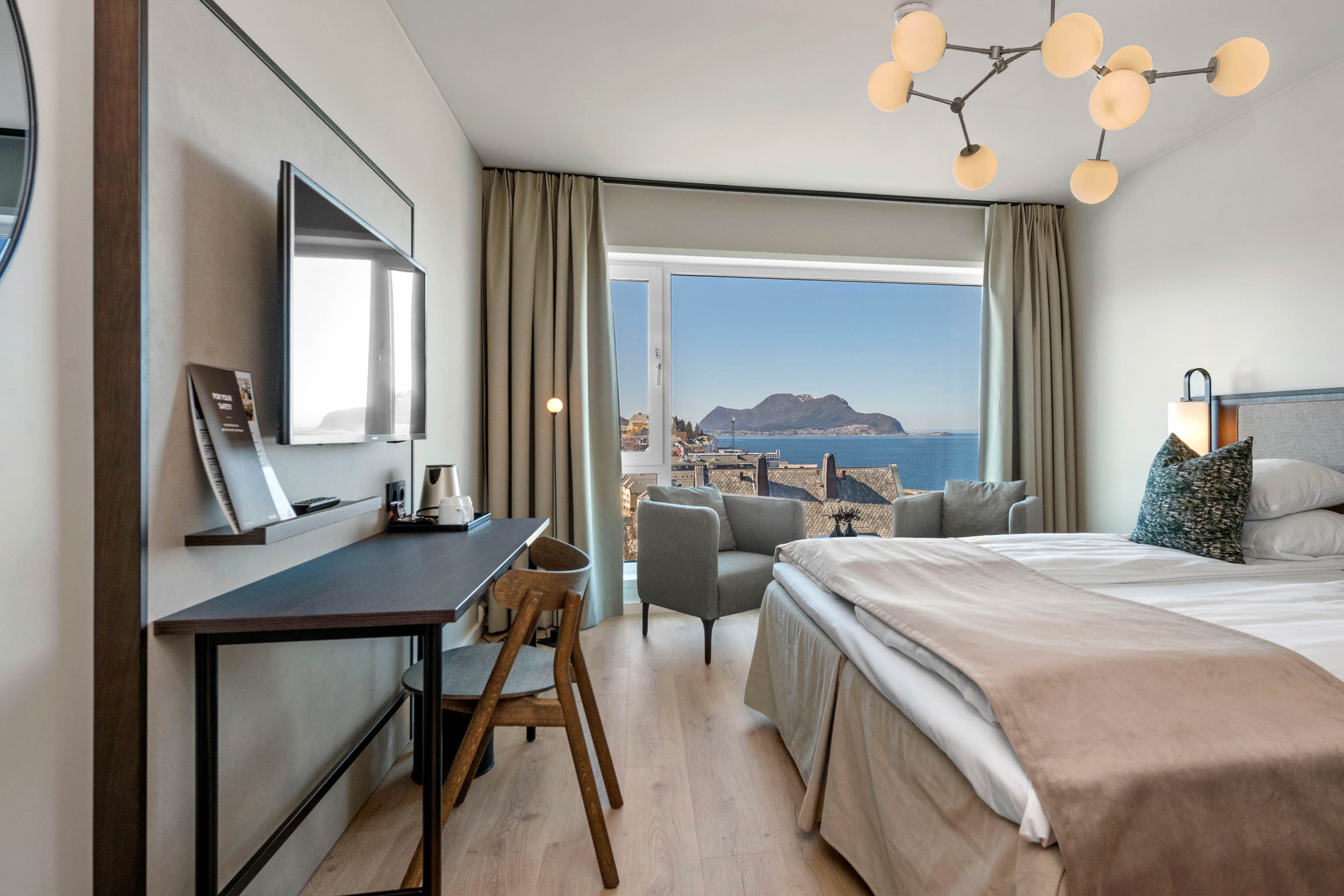 Alesund Norway Hotels; Alesund Norway Hotels;