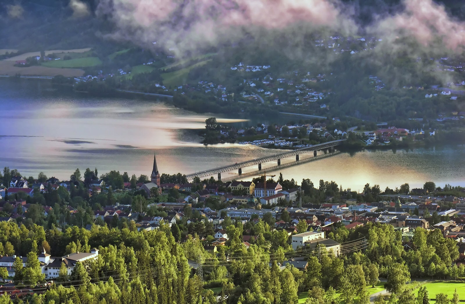 866193-countryside-of-lillehammer-norway-Giovanni_.jpg